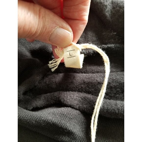 Lanston Women's Black Turtleneck Long Sleeve Top Sweater  W/Thumbholes Size L - Picture 7 of 12